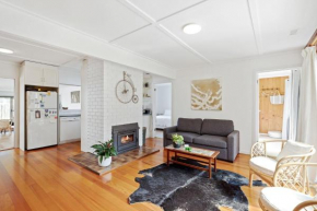Jacaranda Cottage